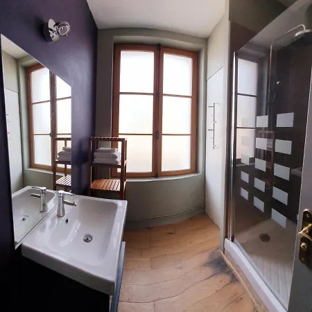 Apartamento Le 2 Pièces Avec Parking Privé