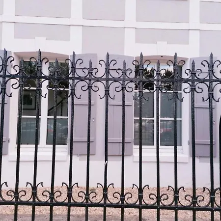 Apartment Le 2 Pieces Avec Parking Prive